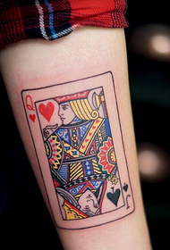 tatuaż z małym medalem pokera