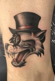 meisies enkel op geverfde wolf tatoeëermerke