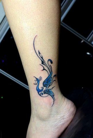 გოგონას ფეხი ლამაზი ტოტემი phoenix tattoo სურათი