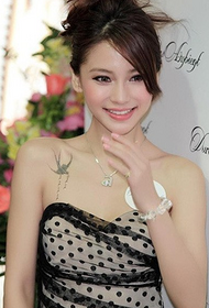Angelababy personality classic tattoo