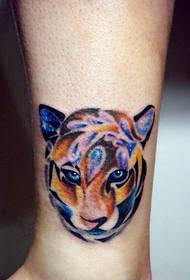 Leg personality color tiger head tattoo pattern