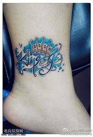 enkel kleurvolle kroonletters tatoo patroon  90539 @ vroulike enkelboog tatoeëringpatroon