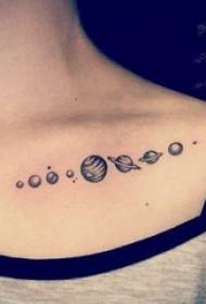 Tetoválás bolygó lány kagyló a fekete bolygó tetoválás képe