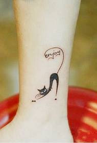 kojos šviežia kačiuko totemo tatuiruotė