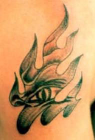 amehlo kanye ne-tribal fire tattoo tattoo