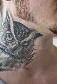 personaliti lelaki leher fesyen tampan tato gambar gambar tattoo