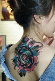 frumusețe înapoi creativă tatuaj ochi culoare