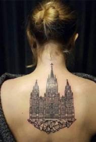 haha tattoo ea ngoanana morao setšoantšong sa tattoo ea moaho o motšo