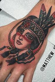 hand back color old school girl ຮູບແບບ Tattoo