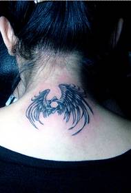 Слика на врату лепог изгледа крила за тетоважу крила