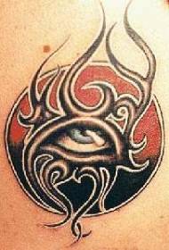 totem za sunce oko Plemenski uzorak tetovaža
