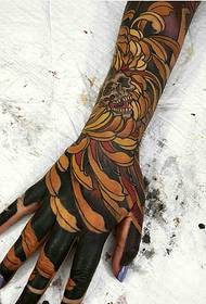 a heavy taste full hand back totem tattoo pattern