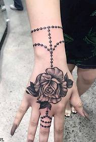kézzel vissza Rózsa tetoválás minta