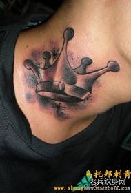 a crown tattoo of a man's neck is very individual Pattern