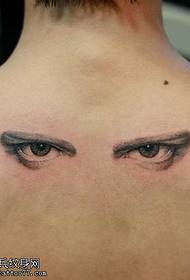 Patrón de tatuaje de ojo trasero