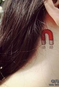 a female neck personality tattoo pattern