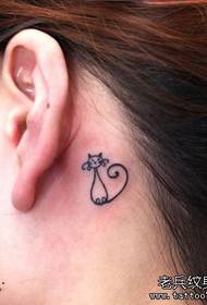 meisie-oor-totem-katjie tatoeëringpatroon  91345 @ meisie se oor klein totem-tatoeëringpatroon van 10.000 karakters