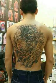 80 men's back black and white tattoo picture