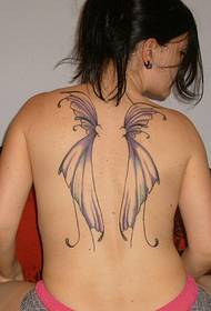 ženska nazaj čudovita tatoo krila metulja