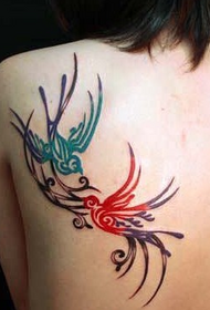 back shoulder totem swallow tattoo picture pattern