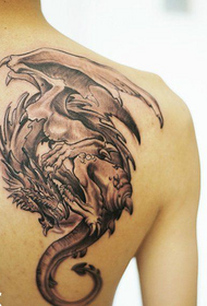 Men's back shoulder classic cool black and white European and American dragon tattoo works