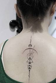 flere geometriske mønstre syet tatoveringsmønster tilbage