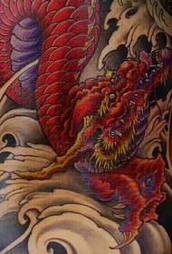 след Обратно към доминиращ цвят голям зъл дракон татуировка снимка