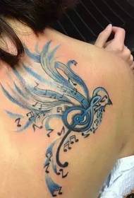 Žena späť vedomie tetovanie vták vzor