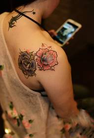 fashion beauty rose shoulder tattoo