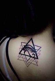 Gadis kembali geometri tumpang tindih tato tato sangat kepribadian
