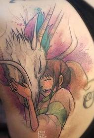 Cartoon anime karakter tattoo op rug