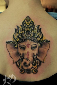 момичета обратно красива красива татуировка на слон