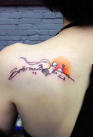 Personības meitenes muguras totēma tetovējums ir ļoti interesants