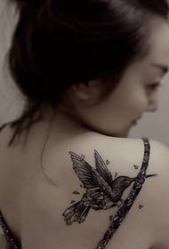 Gao Yan hodnotu krásu zpět tetování pták vzor