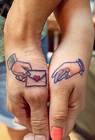 Liebes Tattoo Muster auf Paare