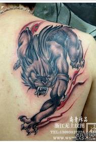 Boys back cool and domineering beast tattoo pattern