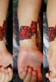 surrealistische rode dobbelstenen pols tattoo patroon