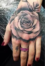 手腕3D黑灰玫瑰纹身图案