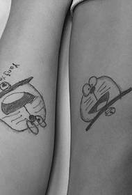 pergelangan tangan lucu totem kecil pasangan tato