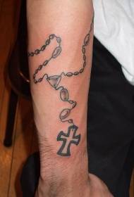 Татуировка Рука Черный Розарий Крест