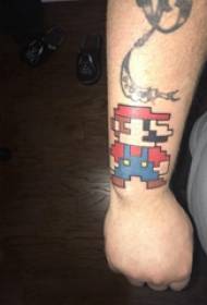 Super Mario tetovanie mužských zápästí na farebných obrázkoch tetovania Super Mario
