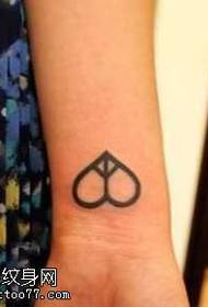 zápästie a anti-vojnové symbol totem tetovanie vzor