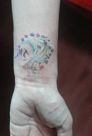 Tatuagem de pulso de unicórnio de fantasia
