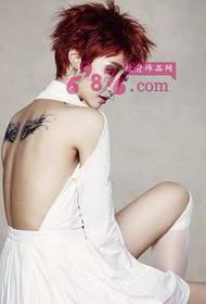 Korean actress Gao Junxi back fashion tattoo pattern