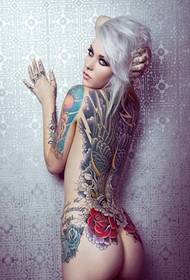 beleza estrangeira clássica sexy costas tatuagem imagem padrão