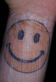 Emoji tattoo yarinya mai wuyan hannu zane fentin emoji tattoo hoto