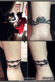 girl's wrist fashion beautiful bracelet tattoo pattern