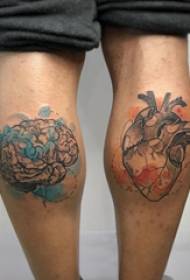 hart tattoo mannelijke schacht op het hart tattoo foto