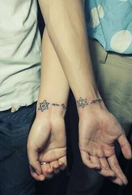 Csukló gyönyörű pár totem tetoválás