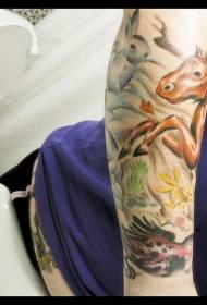 rankos spalva įvairių gyvūnų tatuiruočių dizainas